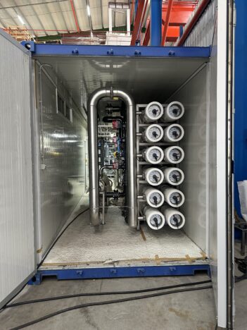 triwa-csr1000-reverse-osmosis-units-pipes